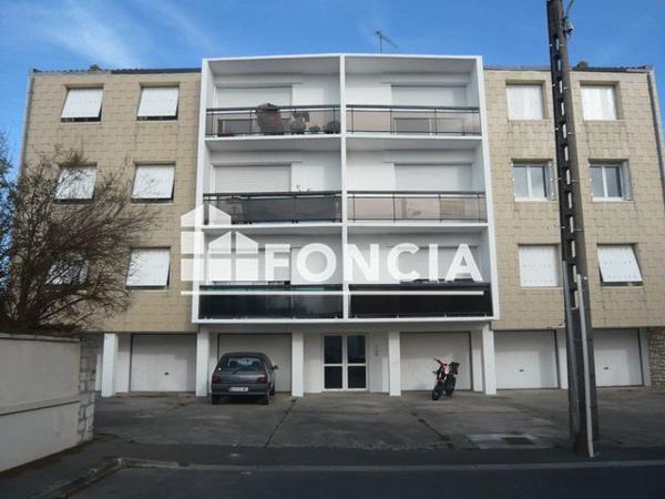 Location Appartement 3 pièces 66.39 m² - 5 BIS RUE DE L'AVIATION Rochefort 17300