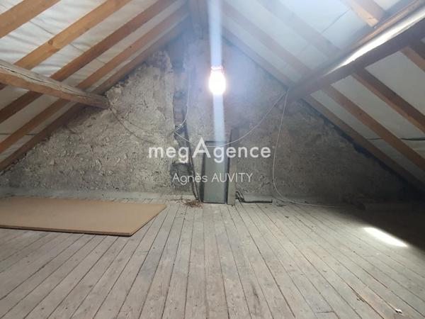 Maison à DOMERAT, 03410 - 5 pièces 74m²