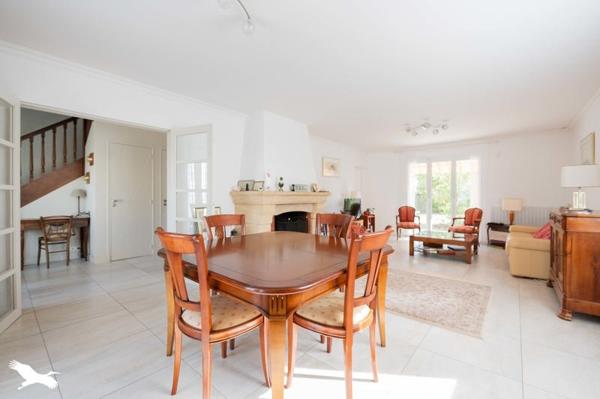 Maison à vendre 448 232 € Rezé 7 p 145 m² DPE C