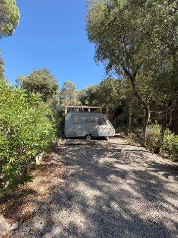 Vente Terrain 305 m2 à Fréjus