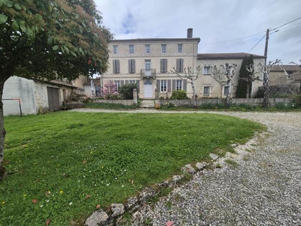 Maison à vendre |  Mornac |  9 pièces | 287 m²