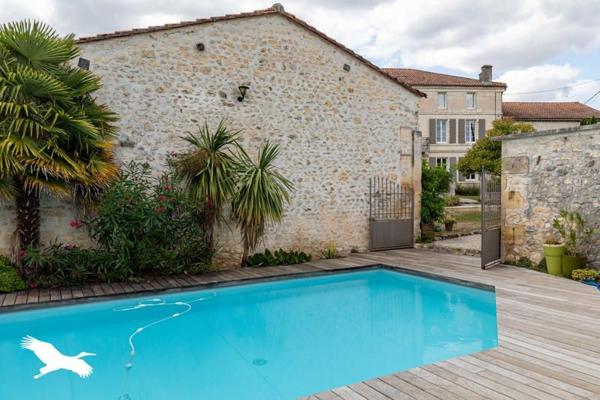 Maison à vendre |  Mornac |  9 pièces | 287 m²