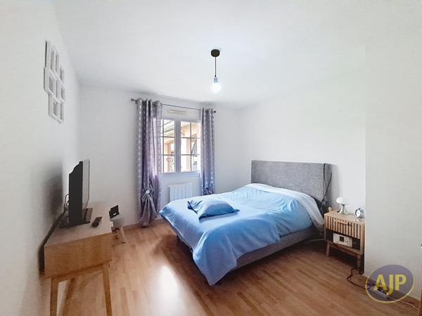 Vente maison Sainte Eulalie : 483 600 € - AJP Immobilier Saint Andre de Cubzac