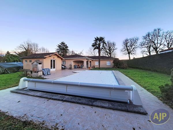 Vente maison Sainte Eulalie : 483 600 € - AJP Immobilier Saint Andre de Cubzac