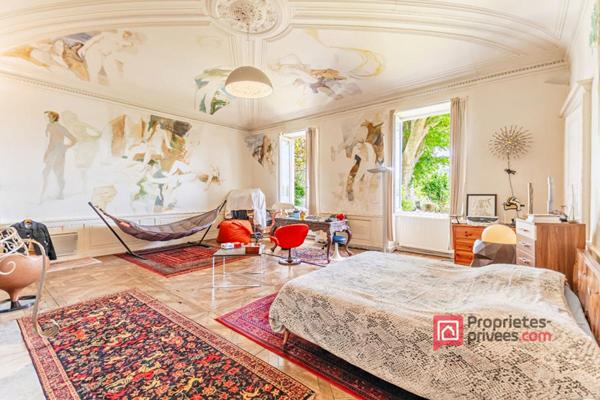 LOFT CONDRIEU 3 PIECES 135m2 en rez de jardin