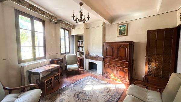 Maison de ville 97 m2 avec terrasse et cave