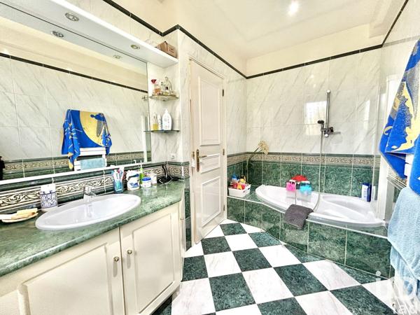 Maison à vendre 7 pièces 194 m² Rosoy