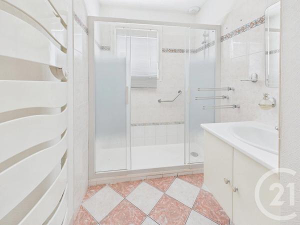 Maison à vendre  5 pièces - 108,65 m 2   VILLENAVE D ORNON  - 33