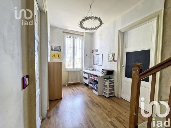 Maison de village 6 pièces de 185 m² à Lamagistère (82360)