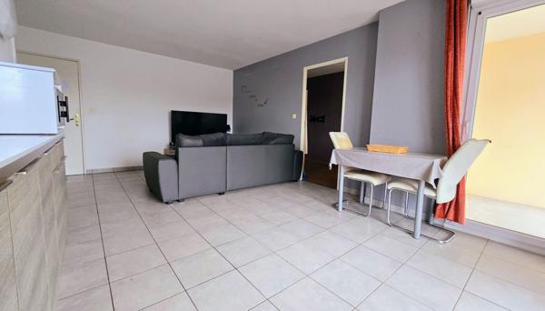 Brive-la-Gaillarde (19100) Appartement T2bis, lumineux avec Double Terrasse à Brive-la-Gaillarde