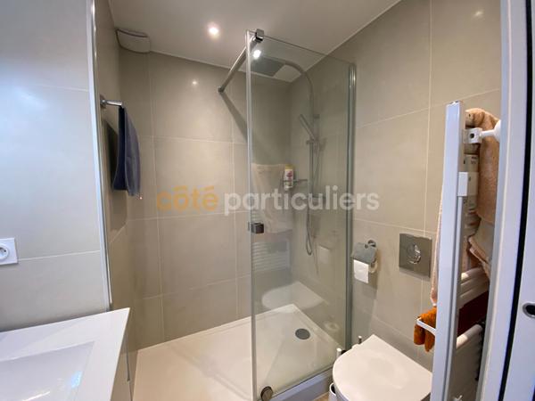 Vente
                Appartement77 m² - 3 Pièces -
                    LEGE CAP FERRET (33970)