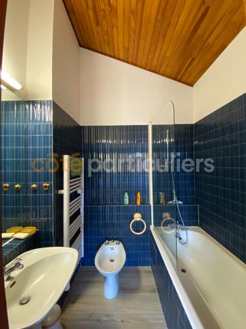 Vente
                Appartement77 m² - 3 Pièces -
                    LEGE CAP FERRET (33970)