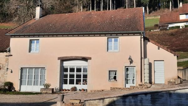 Maison Presilly 6 pièce(s) 195.4 m2