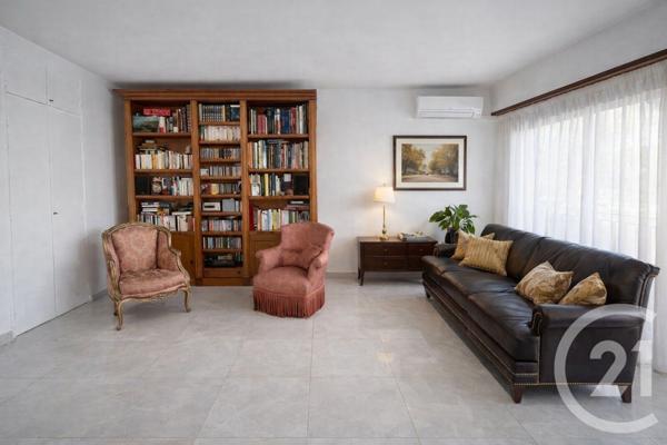 Appartement F4 à vendre  4 pièces - 71 m2 ROQUEBRUNE CAP MARTIN - 06