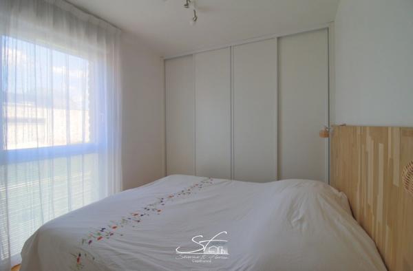 T3 en vente à Grenoble (38), résidence sécurisée, ascenseur, terrasse, cave, garage