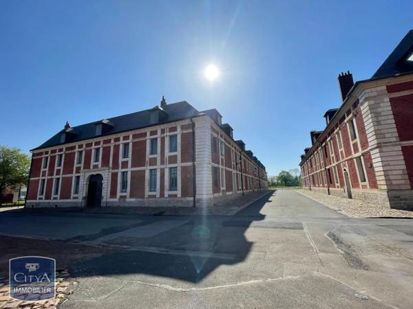 Appartement à louer 3 pièces 69.6m² Arras (62000)
