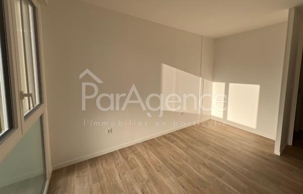 Appartement T4 neuf avec balcon Résidence récente Royan