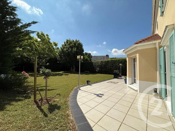 Maison à vendre  7 pièces - 204,74 m2 MONTEVRAIN - 77