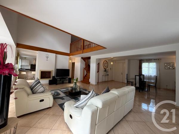 Maison à vendre  7 pièces - 204,74 m2 MONTEVRAIN - 77