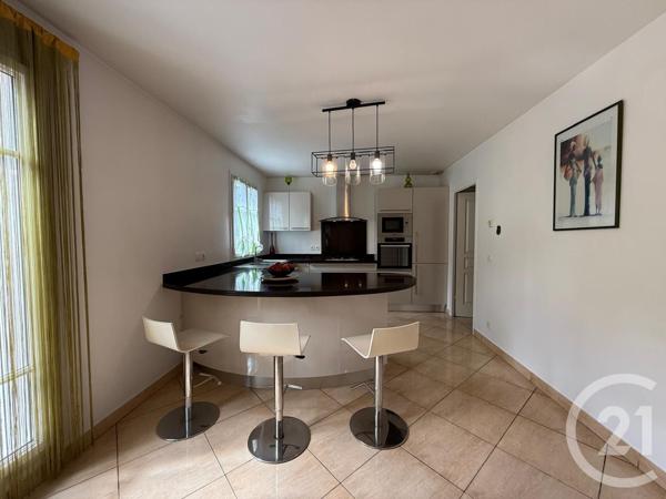 Maison à vendre  7 pièces - 204,74 m2 MONTEVRAIN - 77