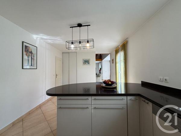 Maison à vendre  7 pièces - 204,74 m2 MONTEVRAIN - 77