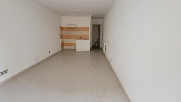 Grand studio centre Bram Bram (11150)