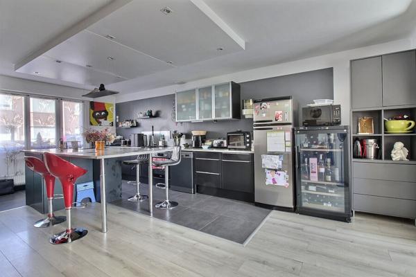 MAISON LOMME : 3 CHAMBRES ET JARDIN