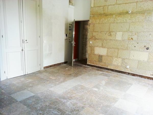 Location appartement Saintes : 350 € - AJP Immobilier Saintes