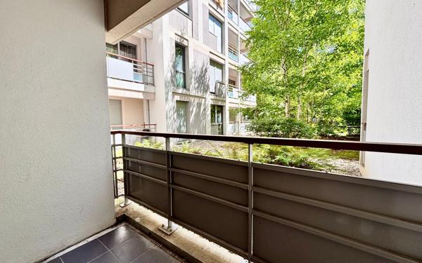 Appartement à vendre    2 pièces • 49,95 m2 Lyon 3