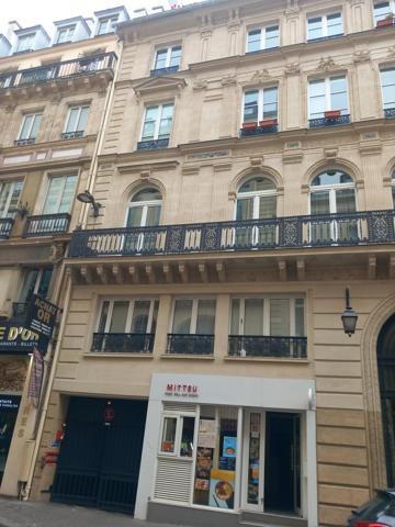 Parking · Location Paris (75002)