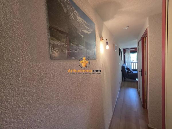 Vente                                                      Appartement
                        
                     3 pièces                      28 m2                     à Saint-Lary-Soulan