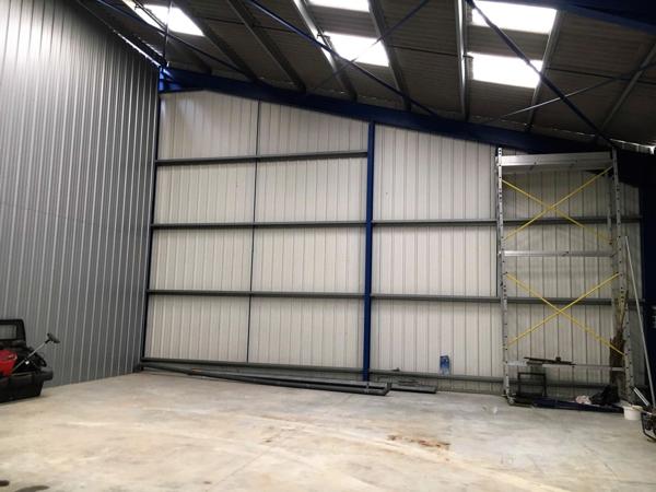 Charente Maritime (17), emplacement n°1 au CHATEAU D'OLERON, A Louer Box de stockage 144m² dans Entrepôt 1450m²