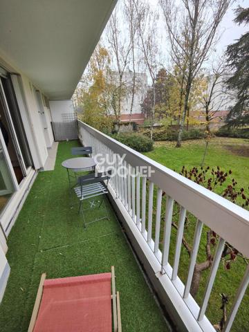 LE PLESSIS TREVISE : appartement F4 (85 m²) en location