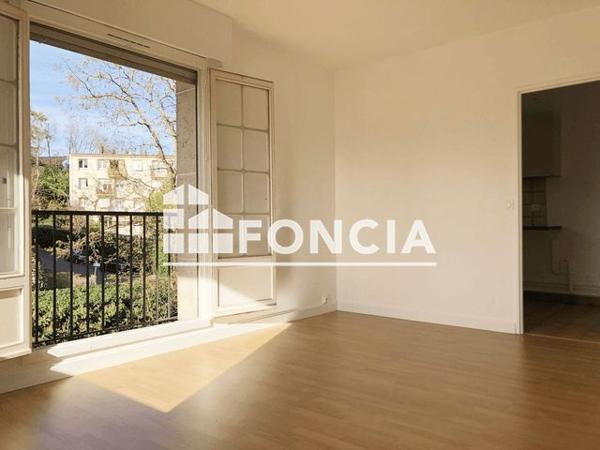 Location Studio 33.28 m² - 14 AVENUE RAYMOND CROSLAND Fontenay Aux Roses 92260