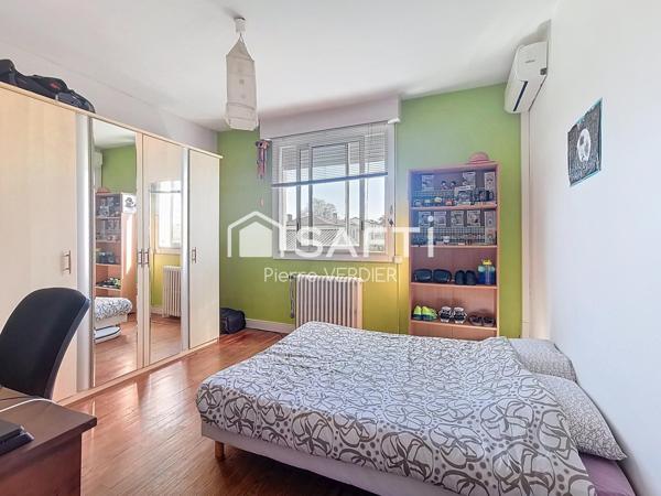 Proche tram, calme, jardin, garage