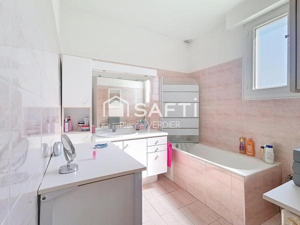 Proche tram, calme, jardin, garage