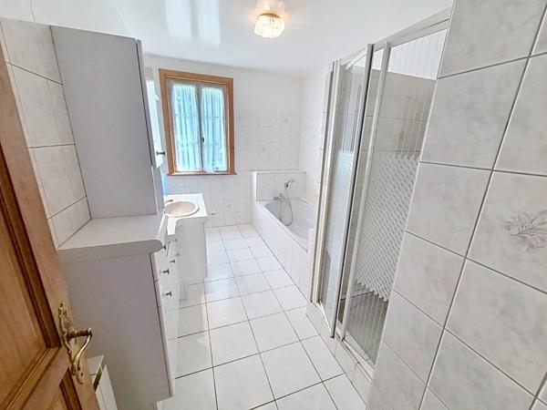Maison
         4 pièces
        - 152 m² 219 900 €*