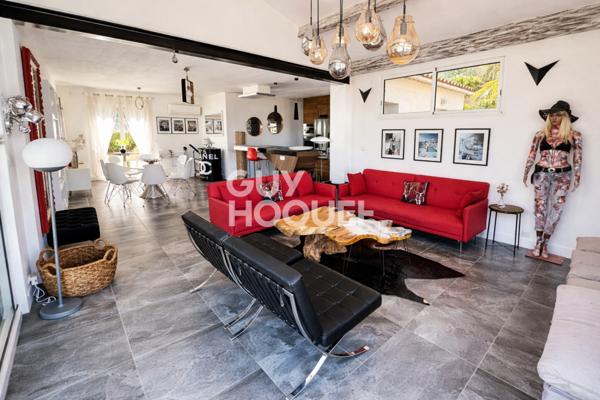 Villa contemporaine vue mer