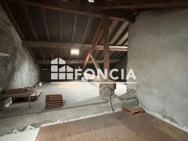 À vendre Maison 7 pièces 256 m² - Crolles 38920