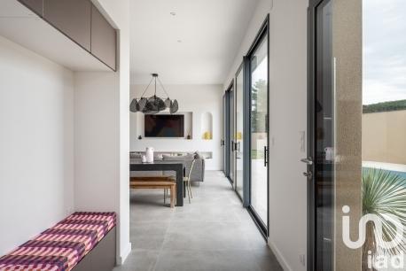 Maison à vendre 5 pièces 146 m² Saint-Donat-sur-l'Herbasse