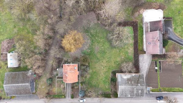 A VENDRE - Terrain constructible 621m² – Libre de constructeur