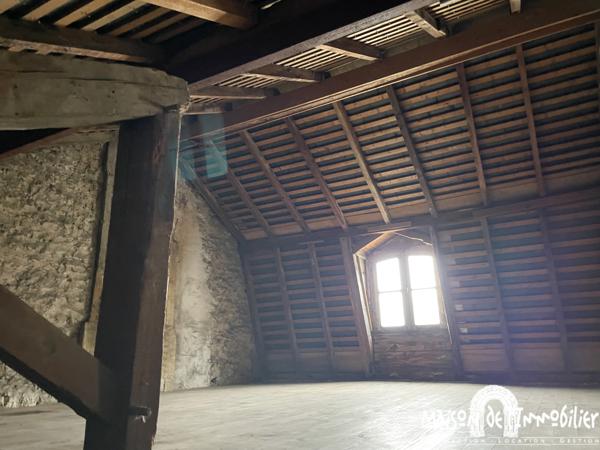 Vente Maison de ville - 5 pièces - 100m² - Jardin - COGNAC à 500m de la Place François 1er