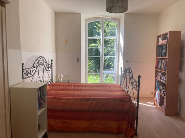 Maison à SAINT-ANDRE-DE-CUBZAC, 33240 - 11 pièces 301m²