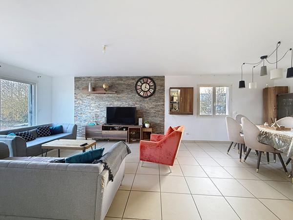 Maison Chalamont 4 pièces 101 m2, plain pied, 3 chambres, terrain 762m2