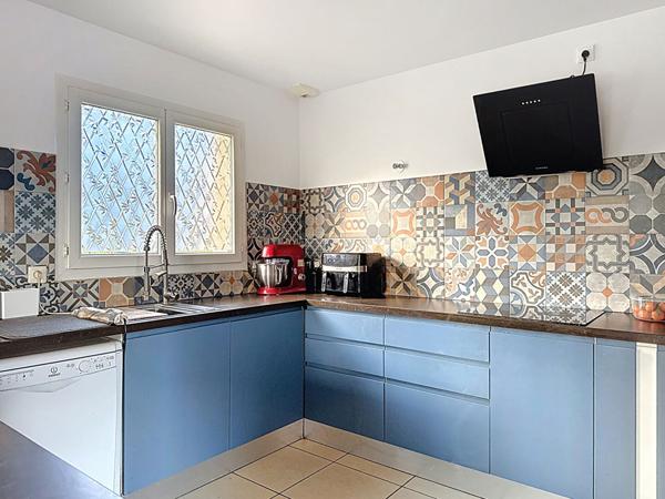 Maison Chalamont 4 pièces 101 m2, plain pied, 3 chambres, terrain 762m2