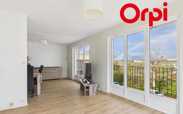 Appartement à vendre    2 pièces • 66,89 m2 Bernay