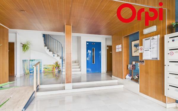 Appartement à vendre    2 pièces • 66,89 m2 Bernay