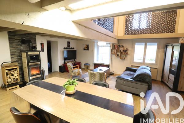 Maison à vendre 7 pièces 195 m² Monteignet-sur-l'Andelot