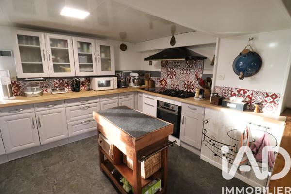 Maison à vendre 7 pièces 195 m² Monteignet-sur-l'Andelot