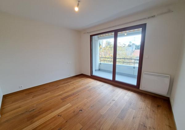 T3 AVEC BALCON ET GARAGE ref 1-35